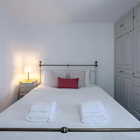 Sinefo * Imerovigli (Santorini)